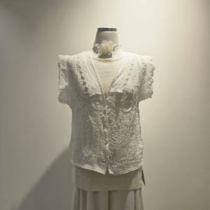[오조크]브이넥 레이스 민소매블라우스 FOTMCBV556P