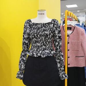 르피타 DP01 플라워 스모크 블라우스 L242UBL406