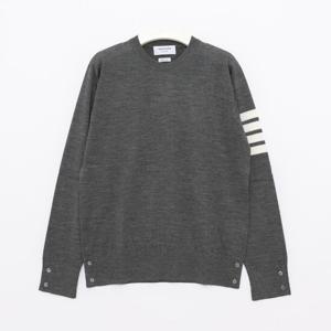 톰브라운 24FW 사선완장 메리노 울 니트 MKA002A Y1014 038