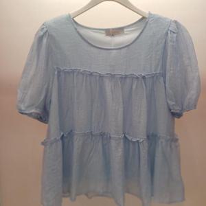 Latium HC06 귀여운 A라인 프릴 라운드 반팔 레나 티블라우스 T2523bl26LB