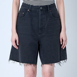 25 SS 생로랑 료 엣지 헴 파이브 포켓 와이드 데님 쇼츠 블랙 824078 Y07YC 1544