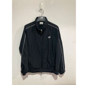 [뉴발란스]뉴발란스 W 트랙 우븐자켓 NBNAF2W122 BLACK