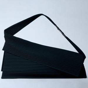 25 SS 옴므플리세 이세이미야케 Overlap 오버랩 슬링 숄더백 블랙 HP56AG421 15 BLACK