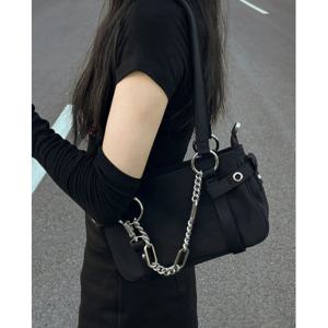 [폭스타일]블랙 체인 심볼 숄더백
