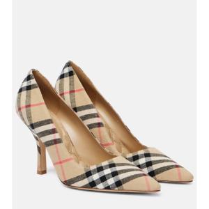 버버리 Dame 90 Burberry Check 캔버스 펌프스 P01064131