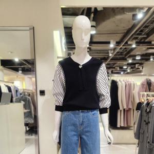 [숲] V넥 쉬폰소매 줄지 배색 니트 SA4LK30