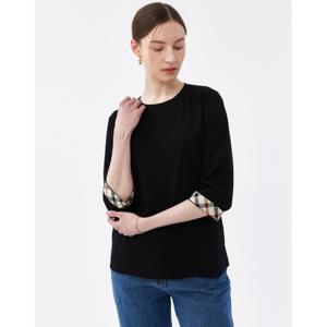 닥스 여성 24SS 가격인하블랙 솔리드 면혼방 체크배색 7부소매 티셔츠 DLTS4B301BK