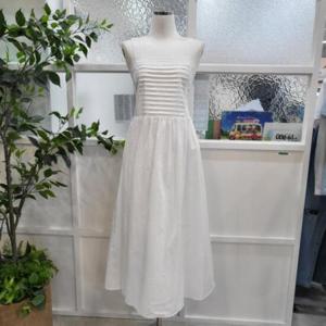 부루앤쥬디 sh06 턱레이스나시원피스 WH BQFDR107C