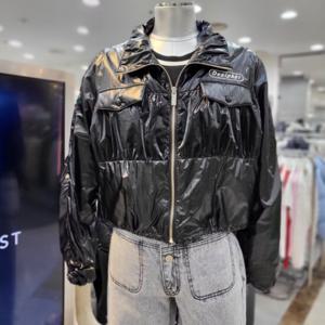 [에고이스트]텍스쳐 블럭 숏 점퍼 ER2TZ800