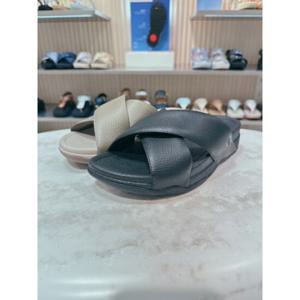[FITFLOP][서퍼] FFSO5E810 25S S 레더 크로스 남성 슬라이드 2종택일건