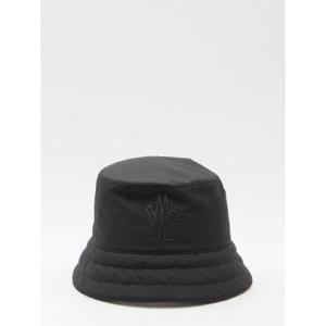 MONCLER GRENOBLE 버킷햇 3B00001.999