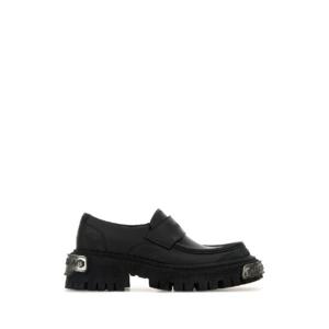 BALENCIAGA 블랙 가죽 트랙터 로퍼 825737WBSA8 1010