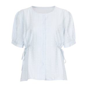 샵앤) 여성 라운드넥 꽃자수 옆리본 반팔 블라우스 MSE-WBL-20686-소라