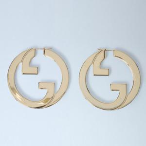 25 SS 구찌 Interlocking G 인터로킹 디테일 하드웨어 골드톤 이어링 837221 I4710 0