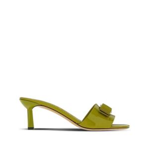 살바토레 페라가모 샌들 758007 olive green