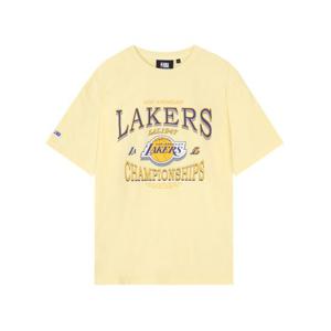 [NBA]LAL 챔피언십 아치형 그래픽 반팔 티셔츠(N242TS020P)