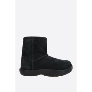 BOTTEGA VENETA 스냅 스웨이드 앵클 부츠 763873V1NY11000