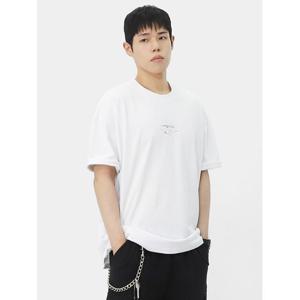 [빌리버스] 남성 라운드 메탈 로고 프린팅 반팔티 BWV082