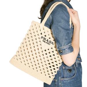 25 SS 프라다 Crochet 로고 엠브로이드 크로셰 라피아 토트백 베이지 1BG493 2M2T F0018