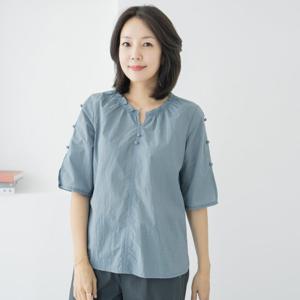 엄마옷 마담4060 내추럴룩 에스닉 브이넥셔링트임 오피스룩 블라우스-ZBL2506057-