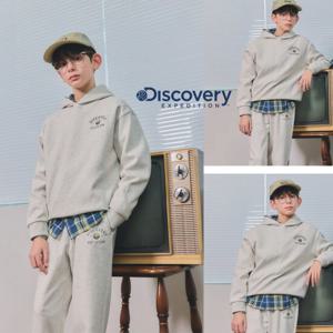 디스커버리키즈 DKTR31051-IVM 키즈 아웃도어 스몰 그래픽 트레이닝 후드 티셔츠
