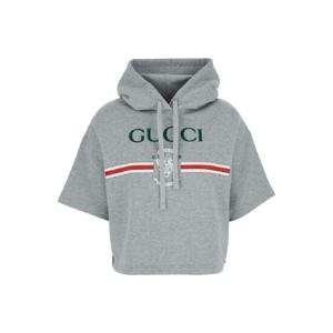 GUCCI 후드와 앞면에 레터링 로고가 인쇄된 코튼 여성용 그레이 크롭 스웨트셔츠 815988XJG5F1056