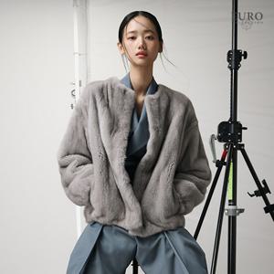 유로컬렉션 25FW 사파이어 휘메일 풀스킨 밍크 자켓