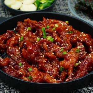 푸드맛남 중독성있는 매운맛 무뼈직화닭발 300g+300g (푸짐한용량)