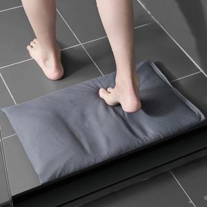 빨아쓰는 순간 흡수 규조토 욕실 화장실 발매트 2color (본품1개+커버2개)