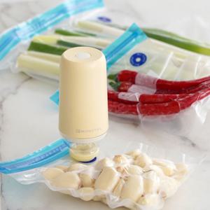 캠핑 요리 필수템 휴대용 원터치 무선 진공포장기 지퍼백 10P 세트