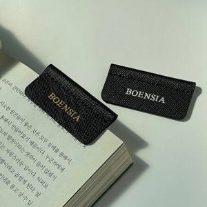 1+1 사피아노 가죽 이니셜 각인 수제 책갈피 북마크 북클립 ver2