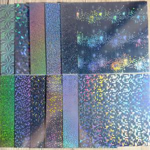 TEMU 12개 세트 홀로그램 카드지, 250gsm 환상 테마 15x15cm 공예용 종이 시트, DIY 카드, 스크랩북, 크리스마스 장식, 파티 용품용 12가지 패턴 포함