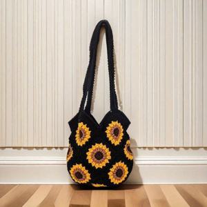 TEMU 1pc LMH DIY 크로쉐트 키트, 초보자를 위한 핸드메이드 블랙 가방 공예 세트, 실, 종이 설명서 및 영어 비디오 튜토리얼 포함, DIY 애호가에게 이상적, 생일, 휴일 선물, 크리스마스, 할로윈 - 모든 계절, 직물 재료, 검정, 노란색, 갈색, 베이지 색상에 적합합니다.