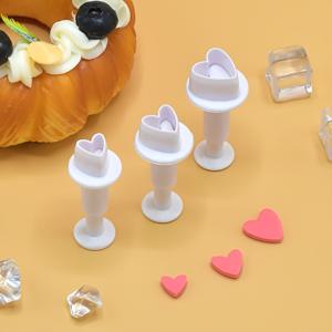TEMU 3개 세트 러브 스타 스프링 프레스 몰드 데이 초콜릿 퐁당 몰드 쿠키 프레스 몰드 DIY 케이크 베이킹 장식 도구