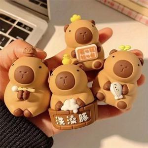 TEMU 4개 세트의 매력적인 카피바라 자동차 내부 홈 오피스 트리니트 미니 귀여운 카피바라 페어리 가든 수크쿨렌트 포트드 식물 장식 액세서리, 저녁 파티 및 데이 선물에 완벽합니다.