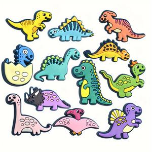 TEMU 12개 세트의 다이노사우러스 테마를 가진 플라스틱 비즈, 보라색 트리케라톱스와 브라키오사우러스 디자인을 포함, DIY 보석, 키체인, 장식 버클에 이상적; 펜이 포함되어 있지 않음을 유의하세요.