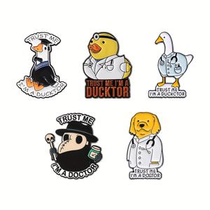 TEMU 5개 OPPRYN TRUSE ME I'M A DOCTOR 시리즈 브로치 만화 귀여운 동물 의사 배지 재미있는 오리 개와 까마귀 배지 고급 에나멜 합금 배지 독특한 의류 백팩 모자 장식 친구를 위한 작은 선물