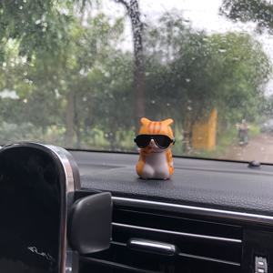 TEMU 2개/4개/5개 귀여운 오렌지 고양이 피규어 자동차 장식, 안경과 짚모자 장식품