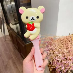 TEMU 만화 곰 공기 쿠션 빗 - 방지, 젖은 또는 곱슬머리용 마사지 브러시, 귀여운 곰 디자인의 플라스틱 브리스틀, ABS 손잡이, 바버 스타일링 및 가정용으로 완벽, 스타일링용 헤어 브러시
