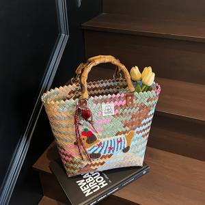 TEMU 여성용 스타일리시 직조 종이 버킷 백 - 커피 색상과 귀여운 강아지 프린트, 고정 어깨끈, 여행 및 쇼핑용 넉넉하고 가벼운 캐주얼 아웃팅 버킷백 | 휴가 준비용 가방 | 장식 버클 백