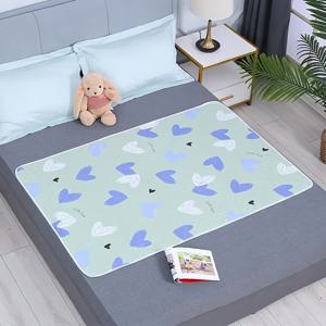 TEMU 2개 재사용 가능한 폴리에스터 기니피그 침대 매트, 47x31인치, 파란 하트 패턴의 연두색, 작은 동물용 다목적, 햄스터, 토끼, 다람쥐 및 용 소동물 베딩 | 매력적인 애완동물 액세서리 | 내구성 있는 베딩 재료