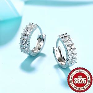 TEMU 1 쌍의 S925 실버 패션 레트로 우아한 트렌드 라이트 럭셔리 우아한 달콤한 반짝이는 이중 수직 인레이 합성 지르코늄 기하학적 하이엔드 창의적인 디자인 니시 퍼스널리티 하트 모양 간단한 럭셔리 커플 미니 귀여운 캐주얼 일상 파티 선물 올 매치 하이포알러지 이어 클립 귀걸이 여성에게 적합