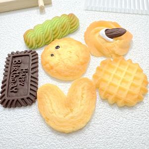 TEMU 6pcs 미니 쿠키 - DIY 공예, 가정 주방 장식 및 디스플레이 프롭을 위한 현실적인 인공 빵과 디저트 모델, 놀이와 레진 미니어처, 플레이 푸드에 완벽합니다. | 현실적인 미니어처 | 내구성 있는 음식