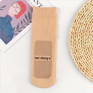 TEMU 5 쌍 여성 봄 & 여름 짧은 튜브 스타킹 - 블랙 & 베이지, 두꺼운, 내구성, 편안하고 통기성이 뛰어난 고무 밑창, 종이 허리밴드 제외, 기계 세척 가능, 야외 & 가정용 착용, 편안한 신발 | 세련된 양말 디자인 | 내구성 있는 직물