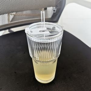 TEMU 18.69oz 우아한 유리 텀블러 - 대형, 세련된 줄무늬 디자인, 얼음 커피 및 라떼에 완벽한, 빨대와 뚜껑이 있는 내구성 있는 음료 유리, 커피 텀블러 | 현대 텀블러 | 내구성 있는 유리, 커피 음료