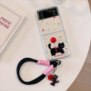 TEMU 블랙 풍선 고양이 + 팔찌 폰 케이스 삼성 전체 커버 방지 낙하 보호 케이스 창의적이고 간단한 니치 삼성 갤럭시 Z 플립3 갤럭시 Z 플립4 갤럭시 Z 플립5 갤럭시 Z 플립6용