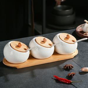 TEMU 일본식 및 한국 스타일 세라믹 양념통 3개 세트 (뚜껑 포함), 숟가락 트레이 홈 키친 소금 설탕 후추 향신료 병 조합 세트