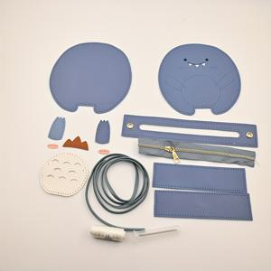 TEMU 1pc DIY 귀여운 공룡 크로스 바디 백 키트, 손 바느질 자체 제작 공예 재료 팩, 매일 사용 손으로 짠 반제품 숄더 백