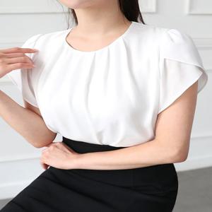 팔뚝커버 비침없는 플레어 셔링 라운드넥 반팔 블라우스