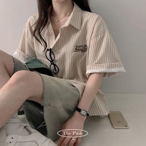 [가볍게툭/쿨링소재] 일라 오버핏 스트라이프 자수 레터링 반팔 셔츠 남방 (2color)